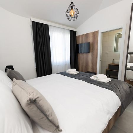 Kapov'S Rooms Kastela Dış mekan fotoğraf