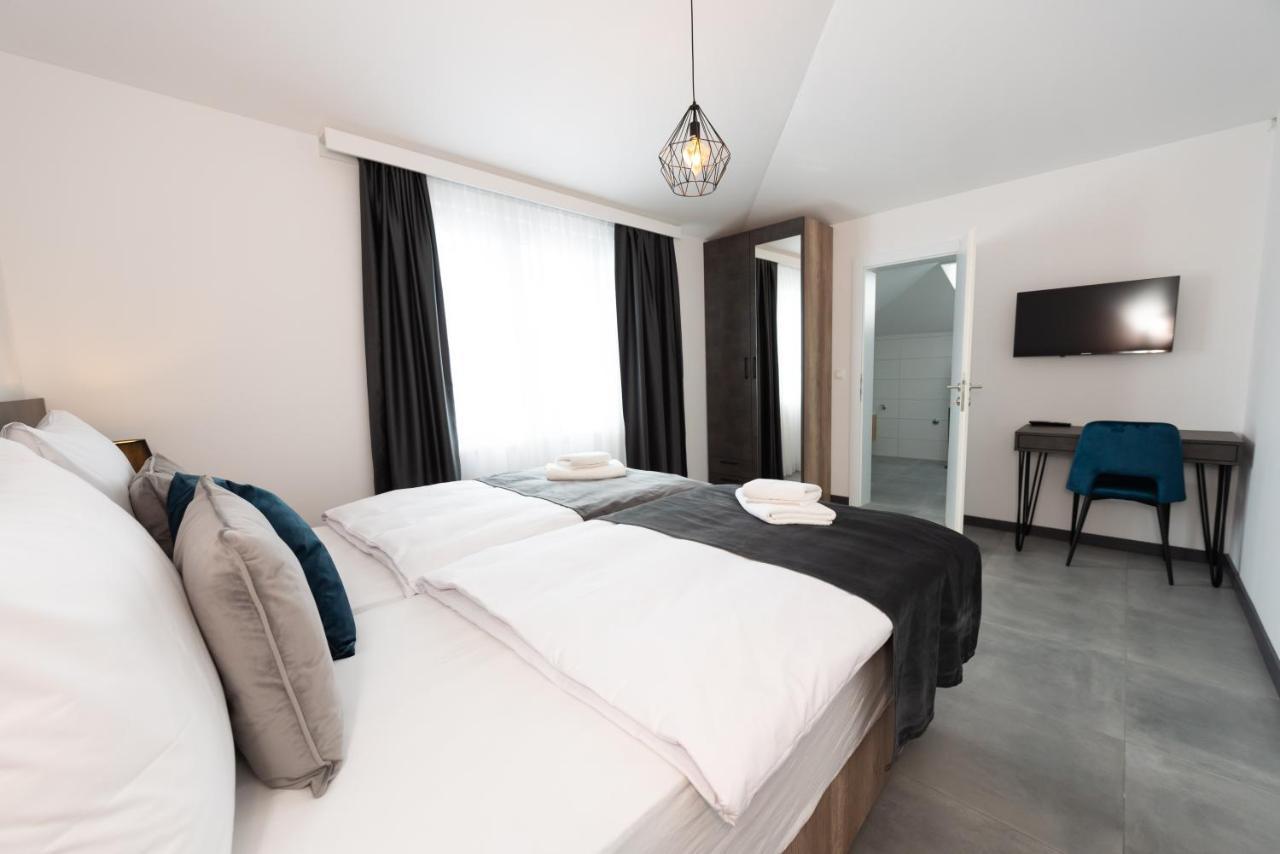 Kapov'S Rooms Kastela Dış mekan fotoğraf